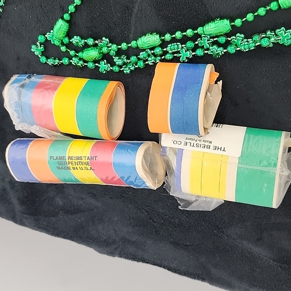 St Patrick's Party Pack Beads and streamers - Picture 6 of 8